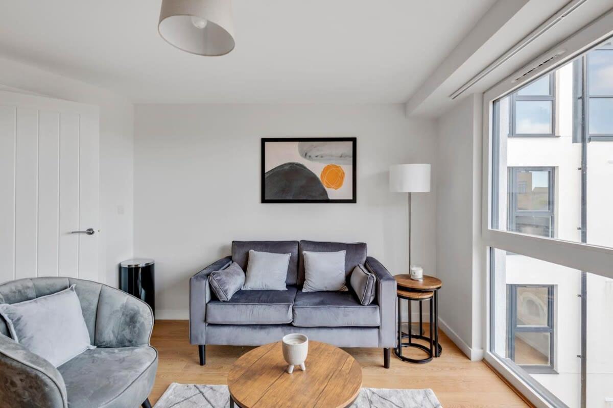 Spacious 1 Bedroom Apartment In A Converted Mill 利兹 外观 照片